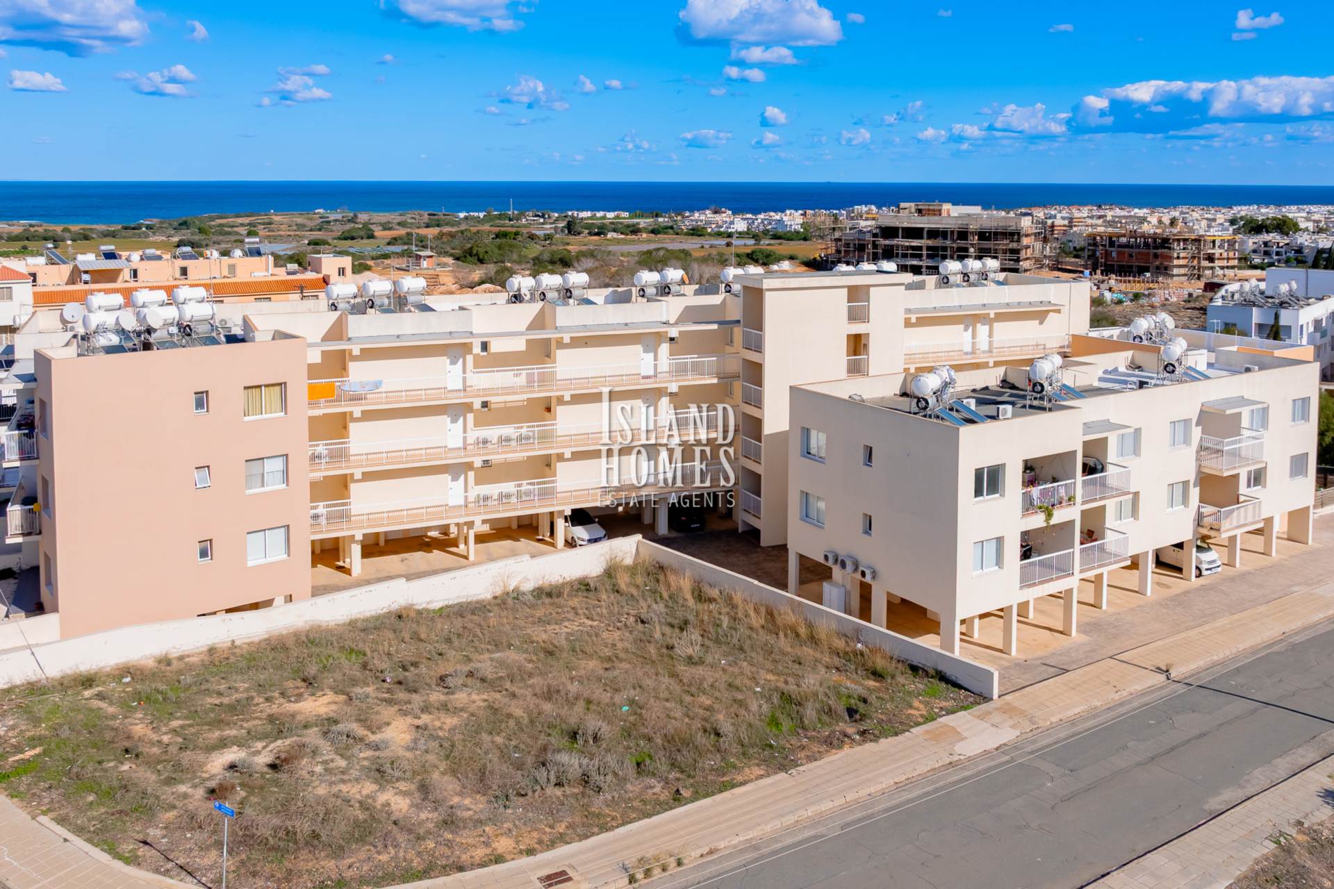 2 bedroom Apartment in Kapparis, Famagusta, Cyprus – FaK104