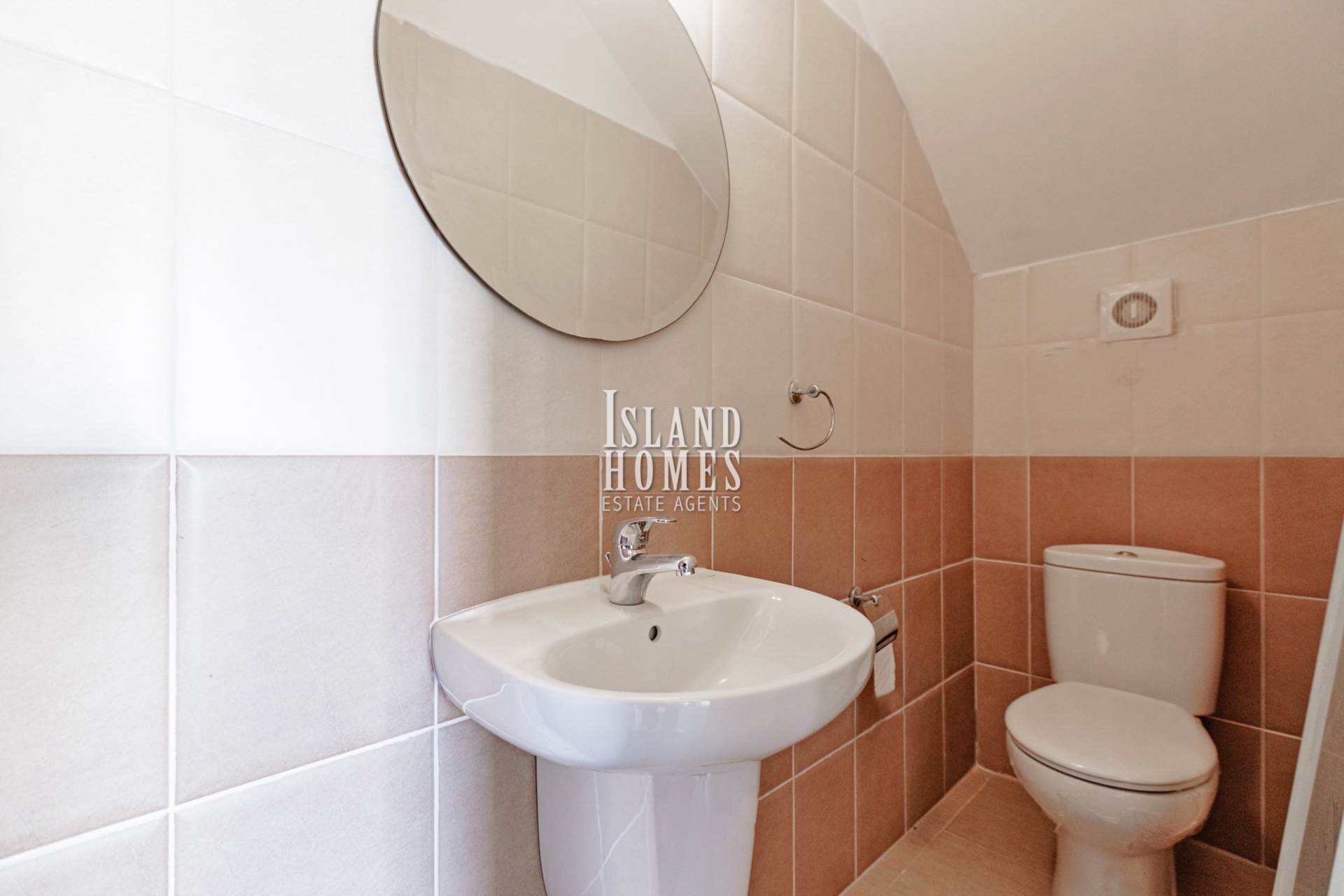 3 bedroom Detached in Deryneia, Famagusta, Cyprus – FaG103