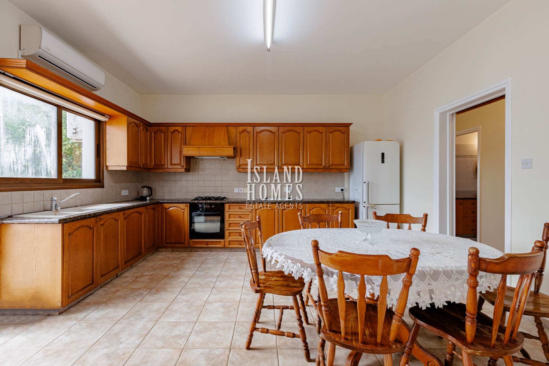 2 bedroom Bungalow in Deryneia, Famagusta, Cyprus – DeR193