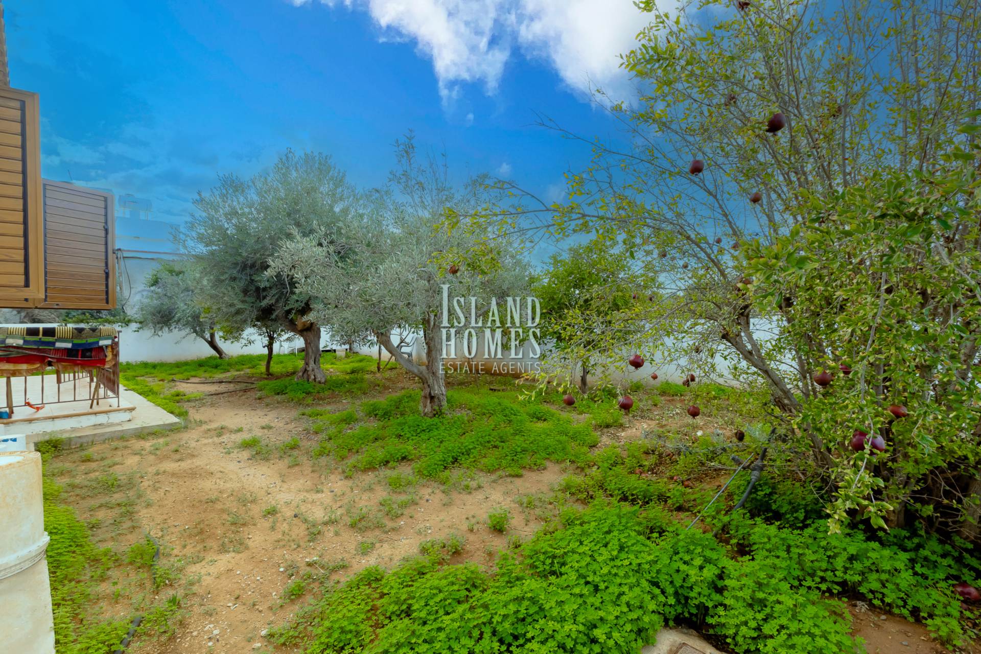 2 bedroom Bungalow in Deryneia, Famagusta, Cyprus – DeR193