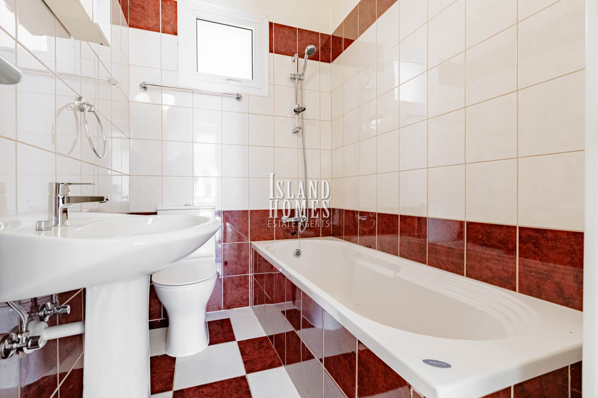 2 bedroom Apartment in Kapparis, Famagusta, Cyprus – SeK108as