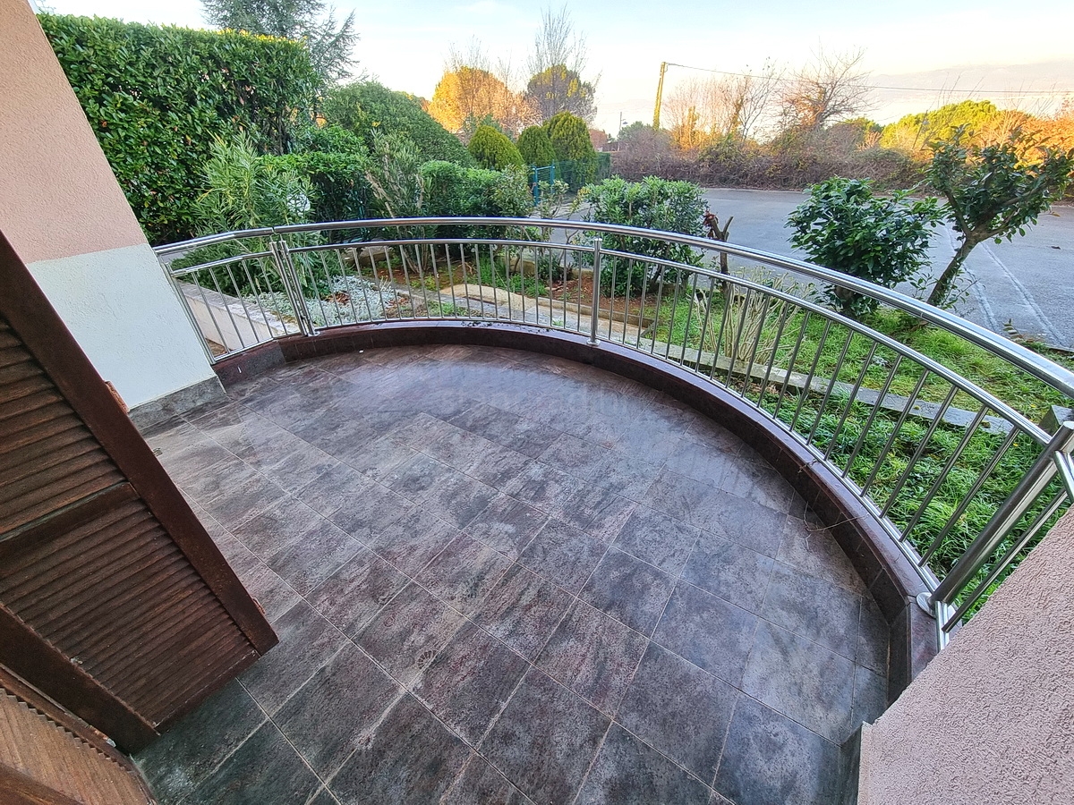 2 bedroom apartment in Malinska-Dubašnica, Croatia – 103575