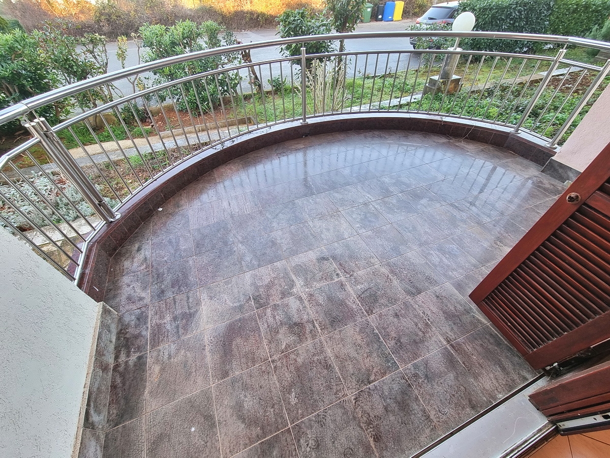 2 bedroom apartment in Malinska-Dubašnica, Croatia – 103575