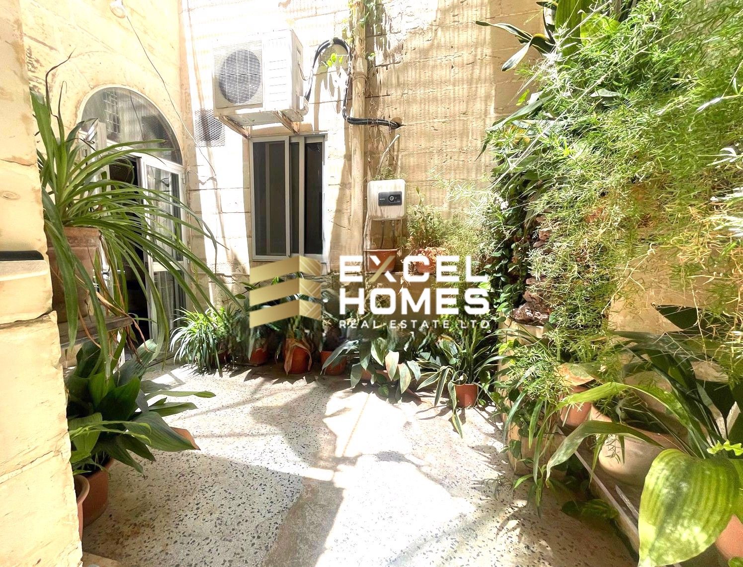 4 bedroom Townhouse in Zebbug, Malta – 65324