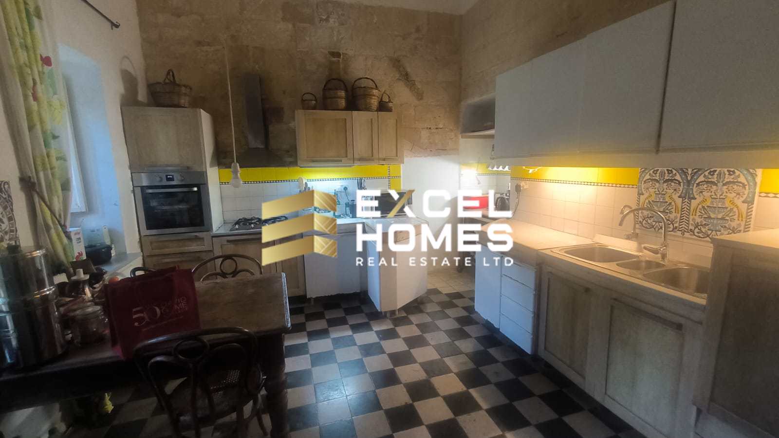 5 bedroom Palazzo in Birkirkara, Malta – 65320