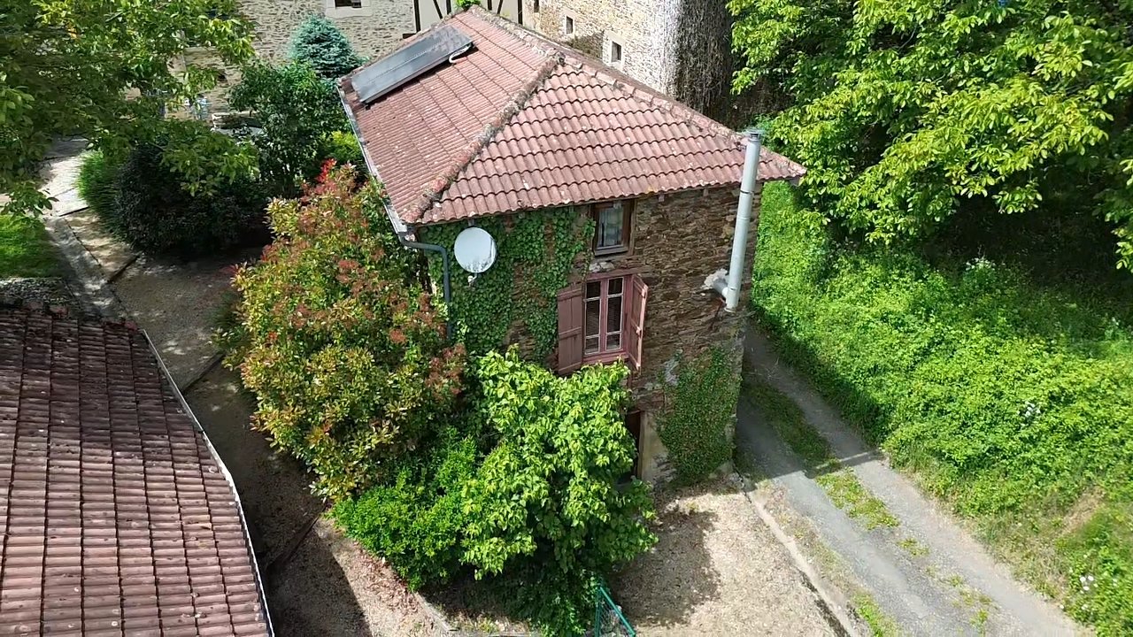 4 bedroom maison in Frayssinhes, Lot, France – A600F3AA88774D99