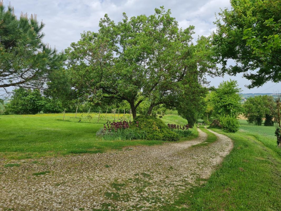 4 bedroom maison in Miradoux, Gers, France