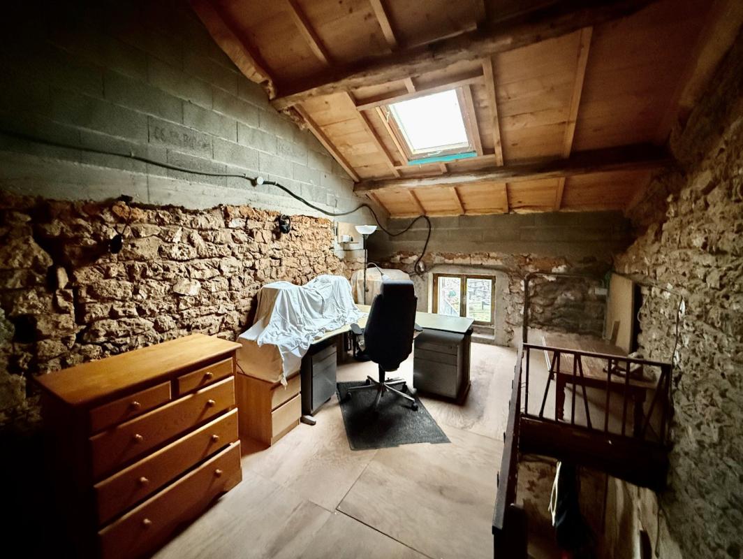 2 bedroom maison situee en campagne in Caunay, Deux-Sèvres, France