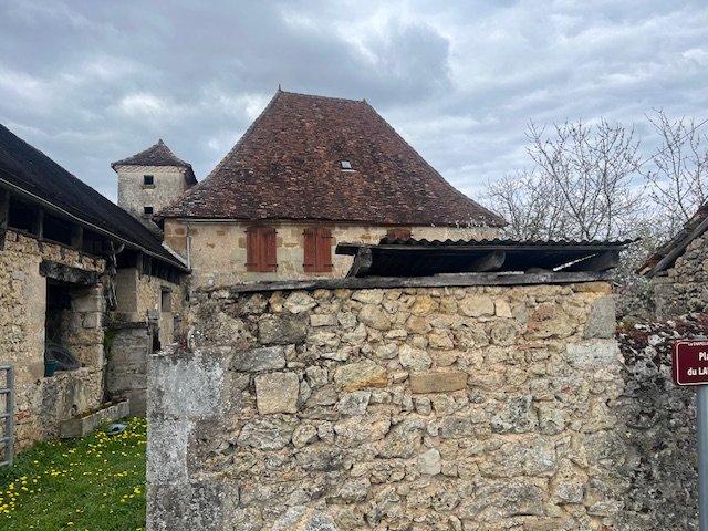 maison a renover in La Chapelle Aux Saints, Corrèze, France – 92AA9FBC99C24266
