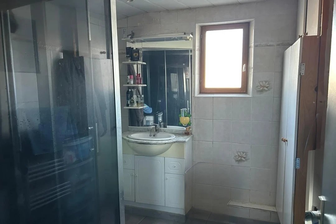 4 bedroom propriete in Saint Jean D’angely, Charente-Maritime, France – A4CF8B47B88847FB