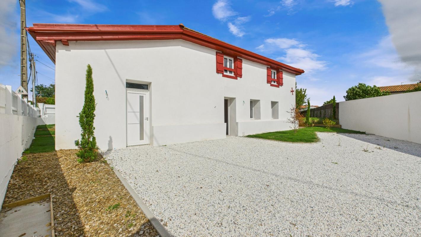 4 bedroom maison in Anglet, Pyrénées-Atlantiques, France – 588E993EAABF4281