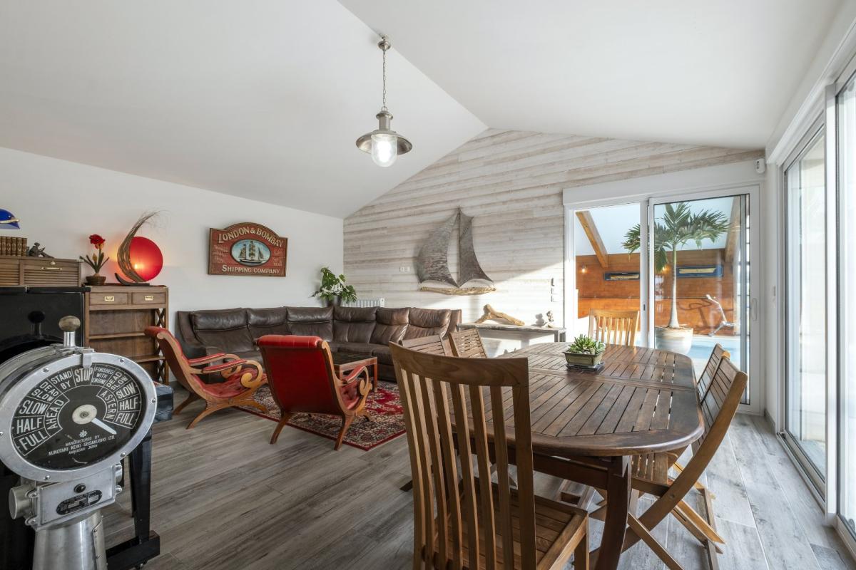 4 bedroom maison in L’houmeau, Charente-Maritime, France – D7D43494EADB481F