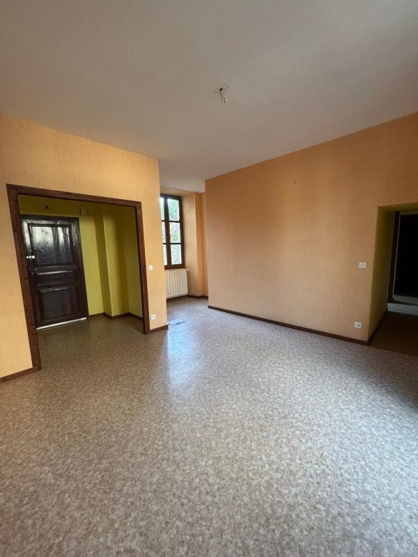 2 bedroom t3 in Figeac, Lot, France – 2C1CE87046A94A2C