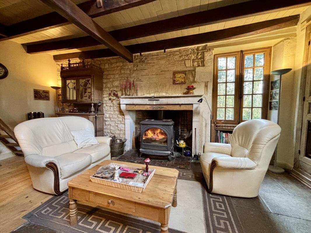 6 bedroom propriete in Saint Gourson, Charente, France