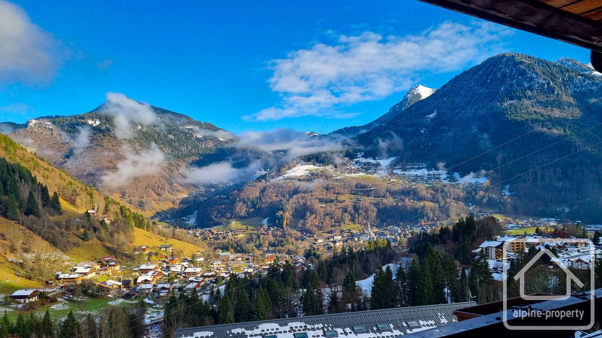 A 2 Bedroom Duplex With Mezzanine, Garage, Cave And Indoor Swimming Pool. – RIAMD1