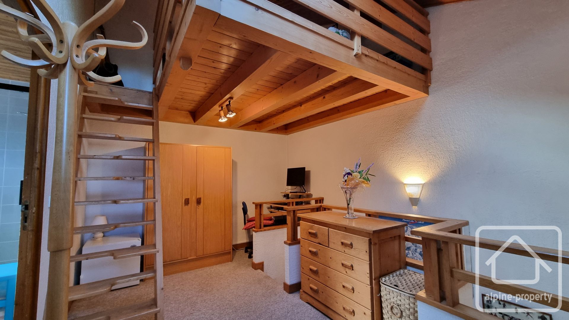 A 2 Bedroom Duplex With Mezzanine, Garage, Cave And Indoor Swimming Pool. – RIAMD1