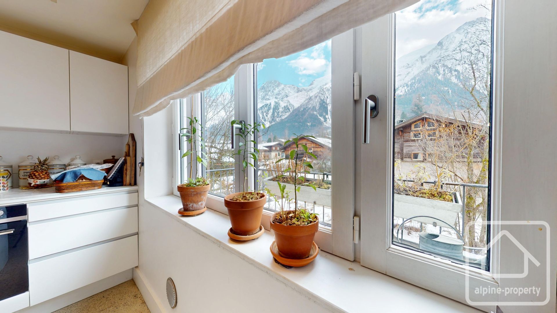 Stunning Duplex Apartment Close To Chamonix And Geneva With Mont Blanc Views, Storage, Garage & Private Parking – APPTDELACHAPELLE