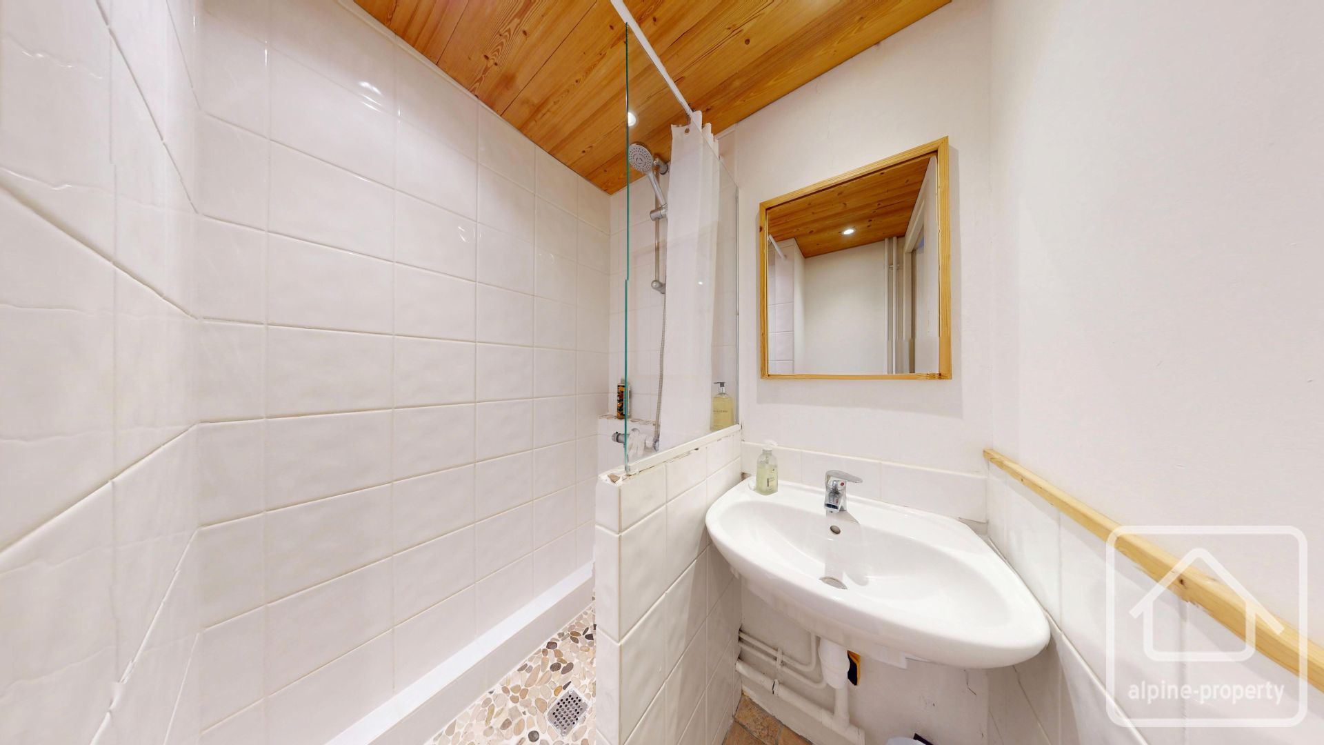 Two-bedroom Apartment With Storage Cave And Ski Locker In A Quiet Area. – APPTDUBOIS