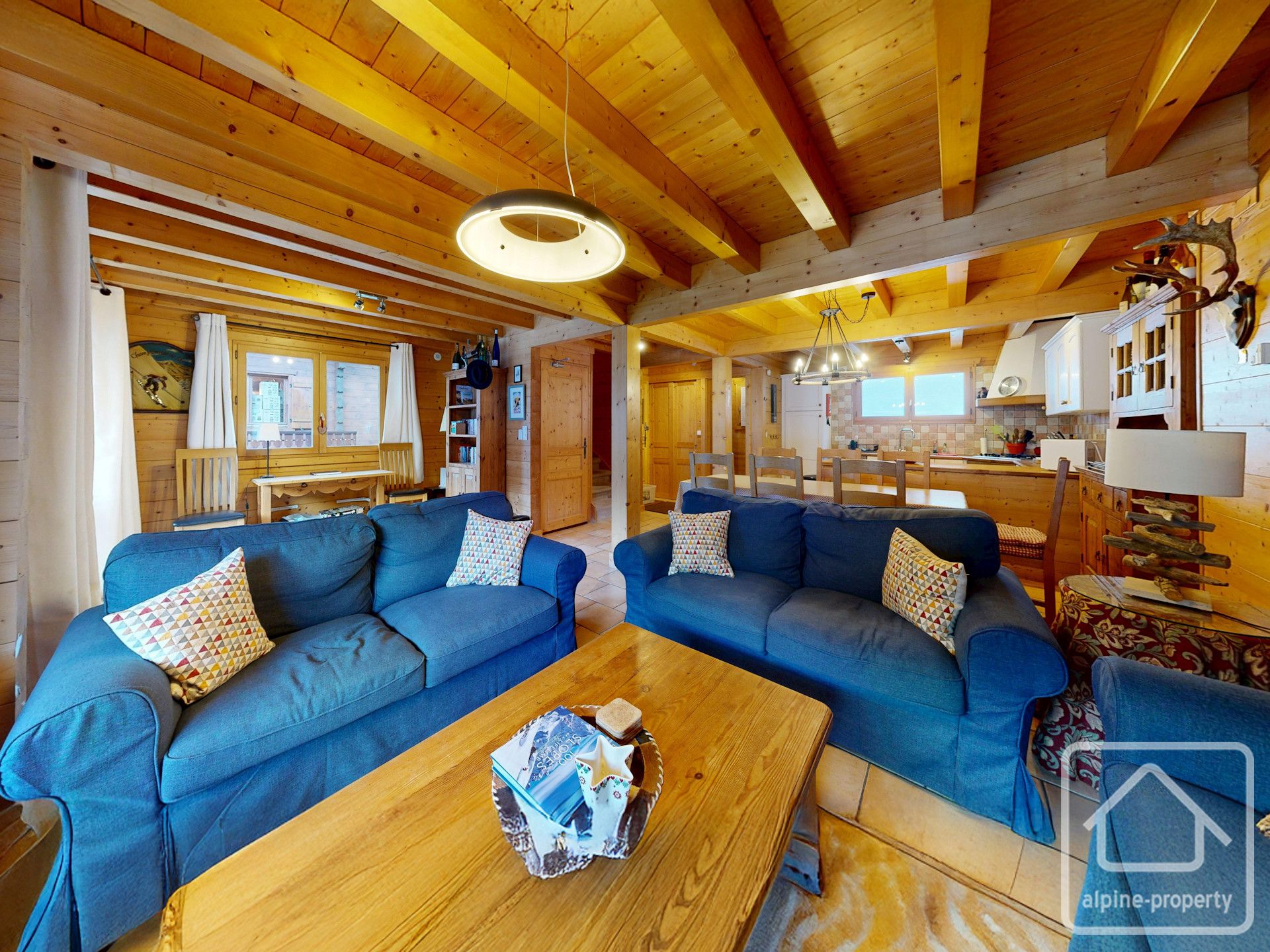 A Beautiful And Modern Semi Detached Chalet Within Easy Walking Distance Of The Main Chairlift. – PASCAL