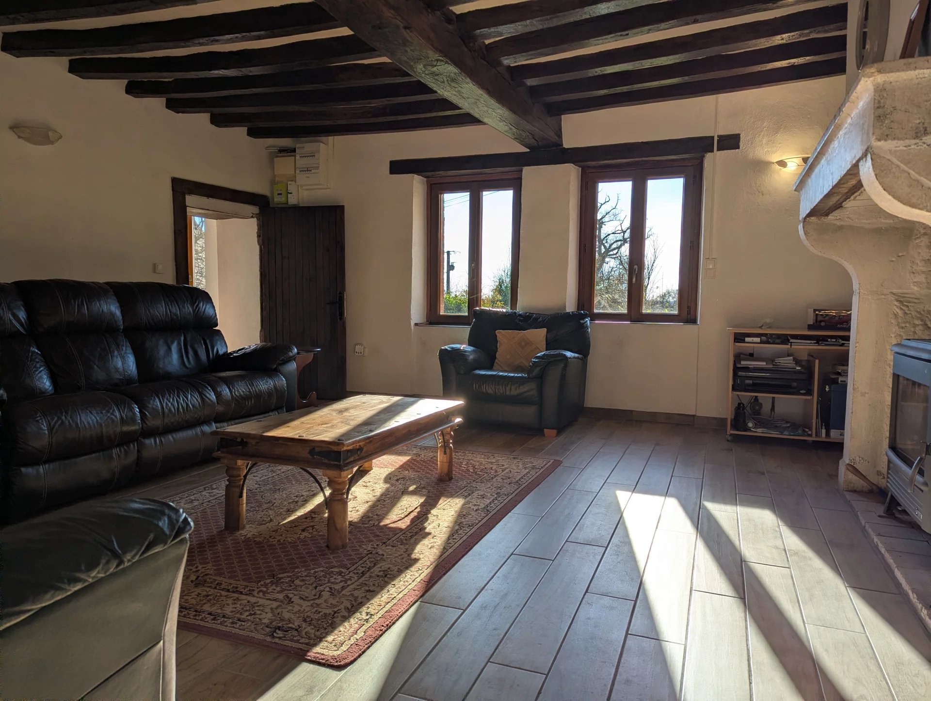 Beautifully presented 3 bedroom cottage, Poitou-Charentes – France – BVI83446