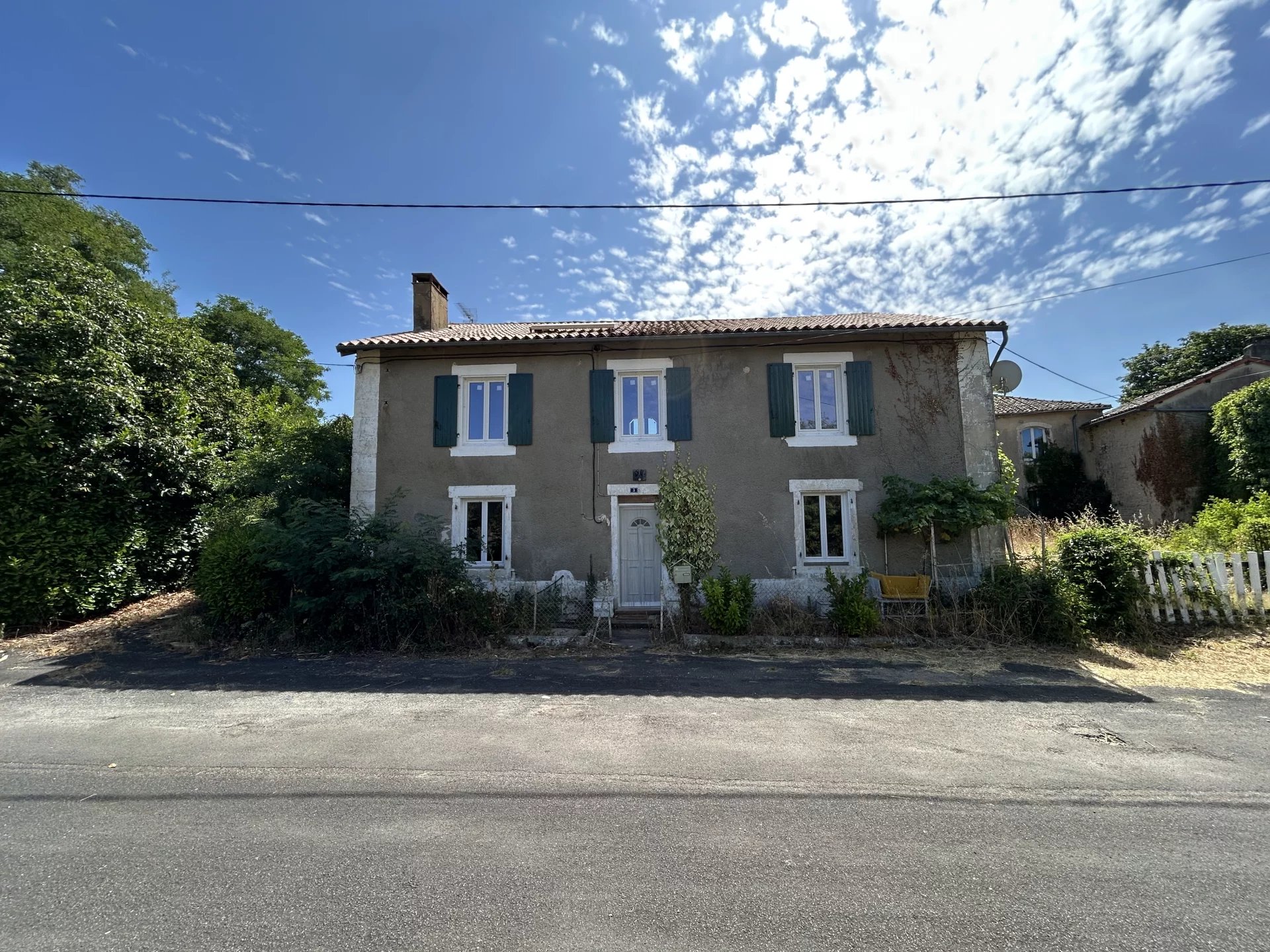 Renovated Home with major works completed, Poitou-Charentes – France – BVI82313
