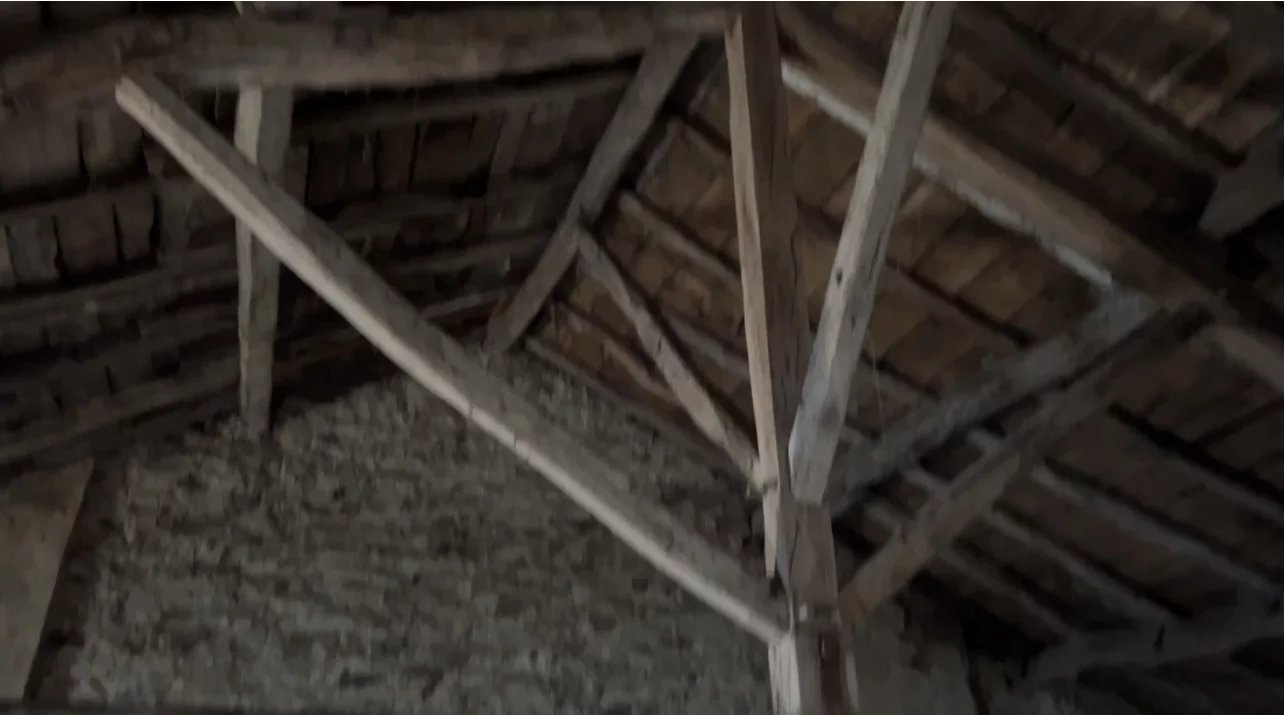 House to Renovate with Barn and Garden, Limousin – France – BVI81176