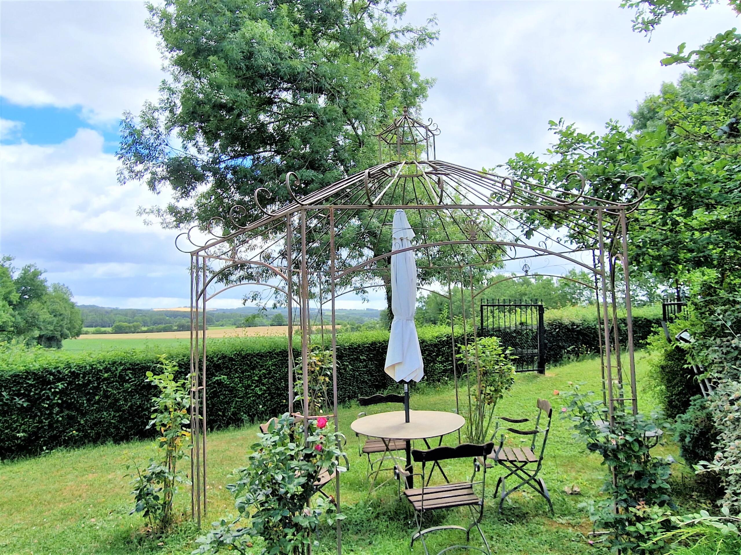 Enchanting Périgordian Ensemble, Aquitaine – France – BVI65288