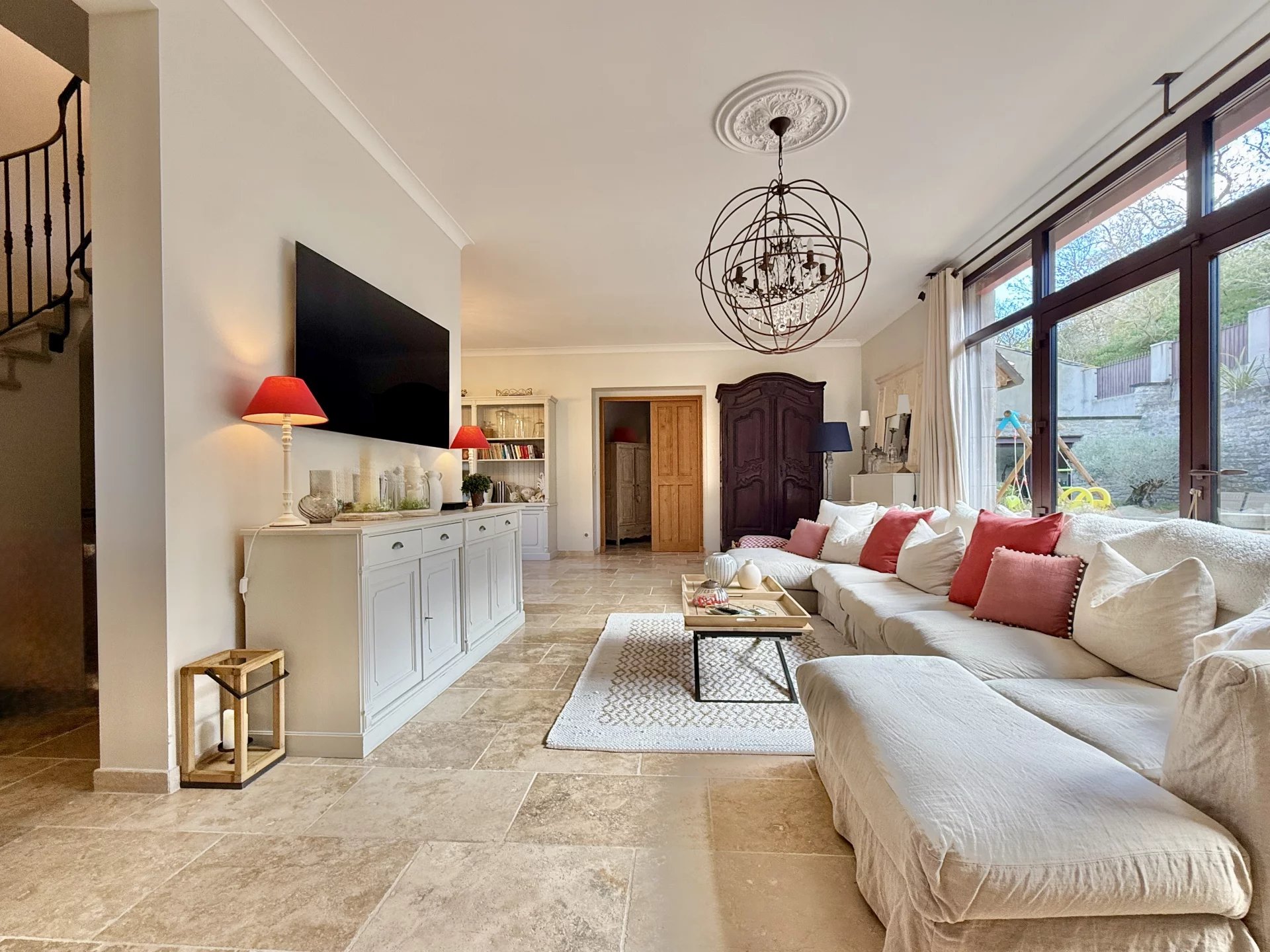 Superb property near Carcassonne offering a unique blend of ultra-modern design and character, Languedoc-Roussillon – France – BVI83559