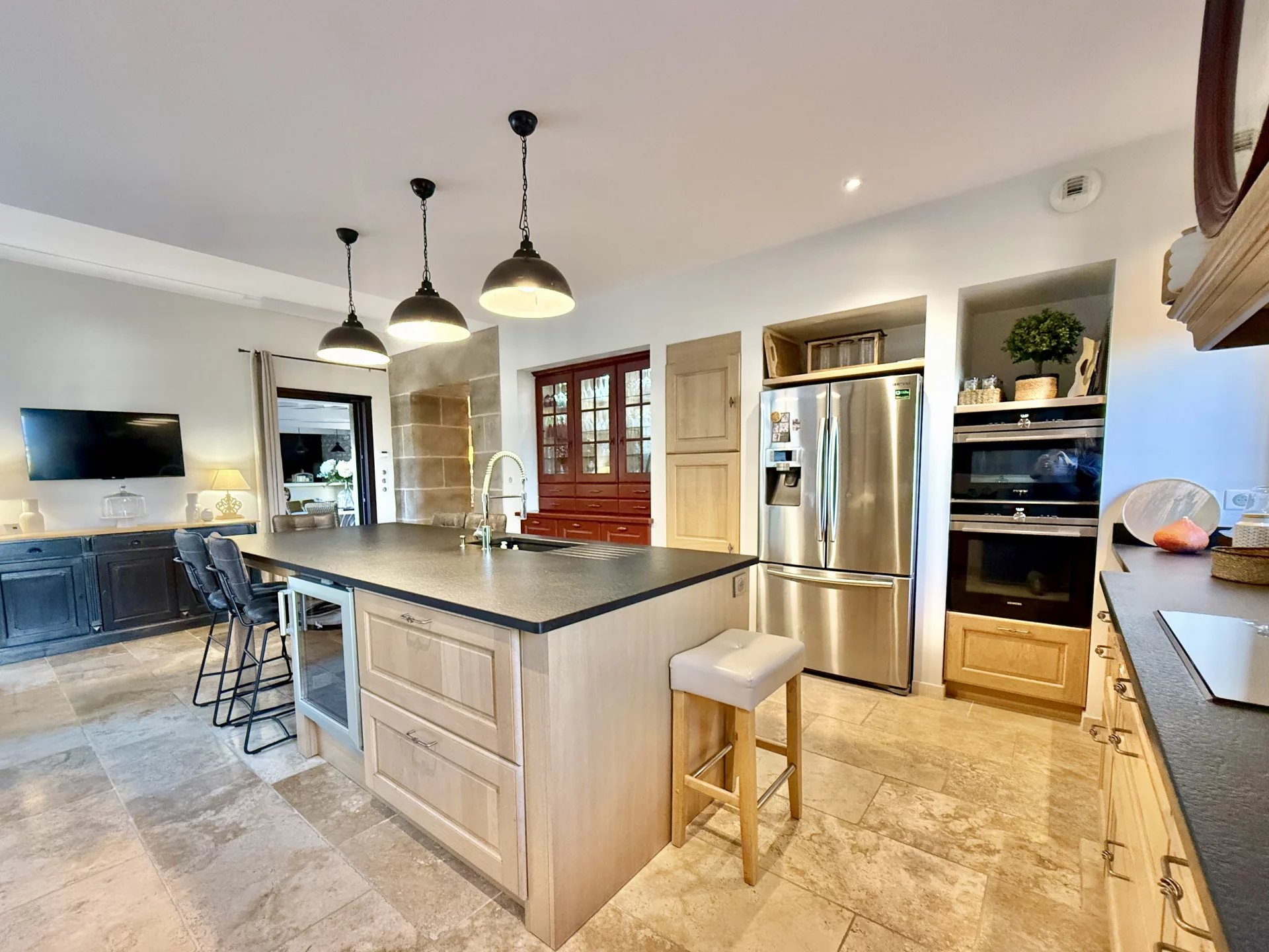 Superb property near Carcassonne offering a unique blend of ultra-modern design and character, Languedoc-Roussillon – France – BVI83559