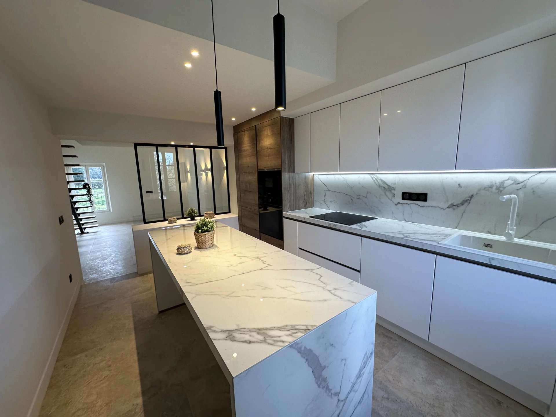 Beautiful apartment with garden, Provence-Alpes-Côte d’Azur – France – BVI78963