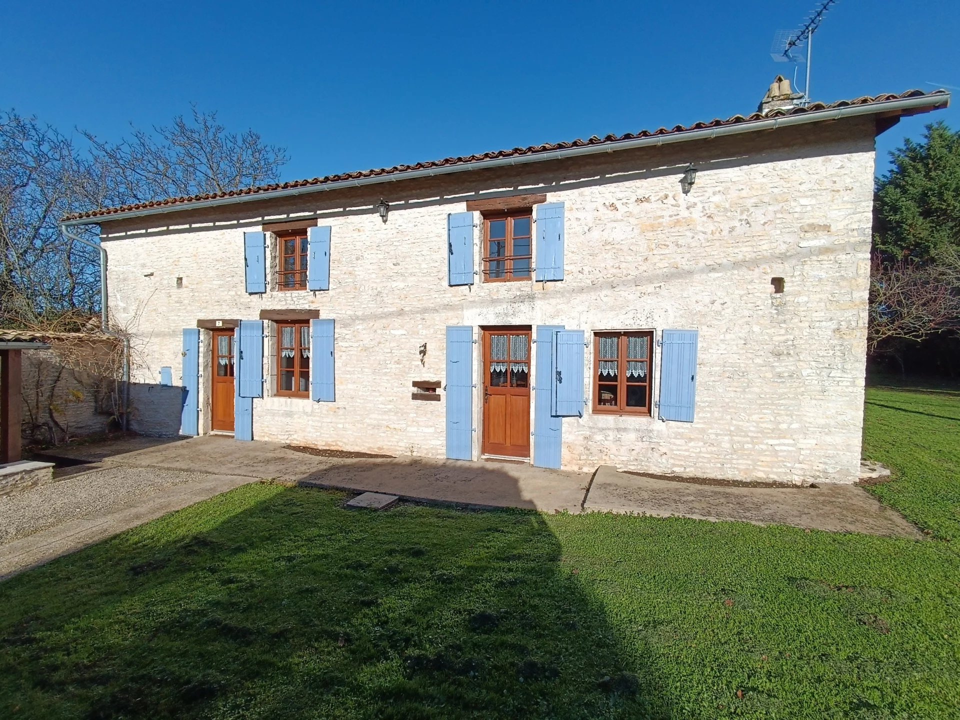 Renovated stone village house offering three bedrooms and a study with garden, Poitou-Charentes – France – BVI83650