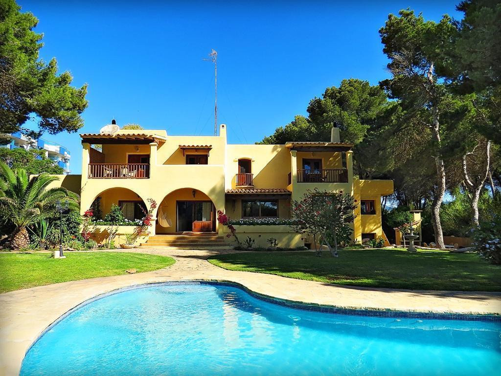 6 bedroom House in Santa Eulalia Del Río, Islas Baleares, Spain – 428-05117P