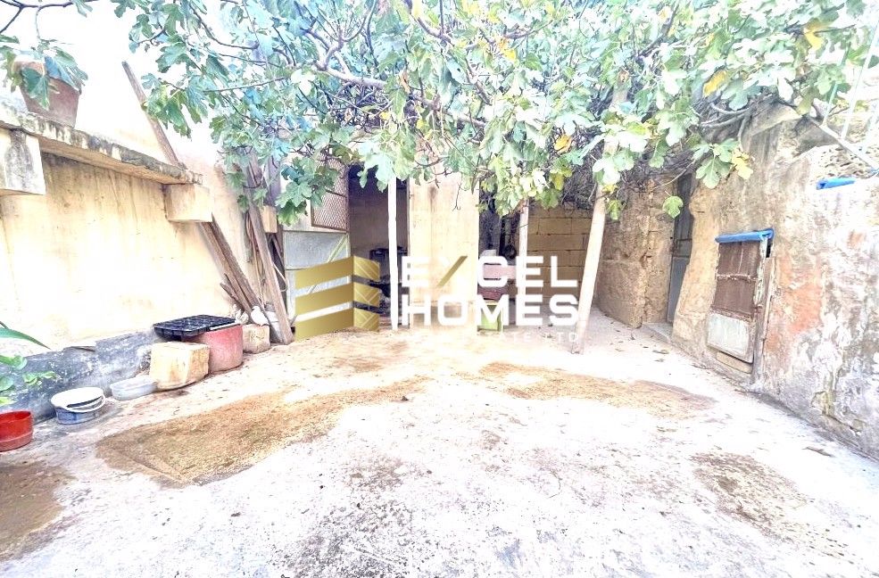 2 bedroom Character House in Qormi, Malta – 65450