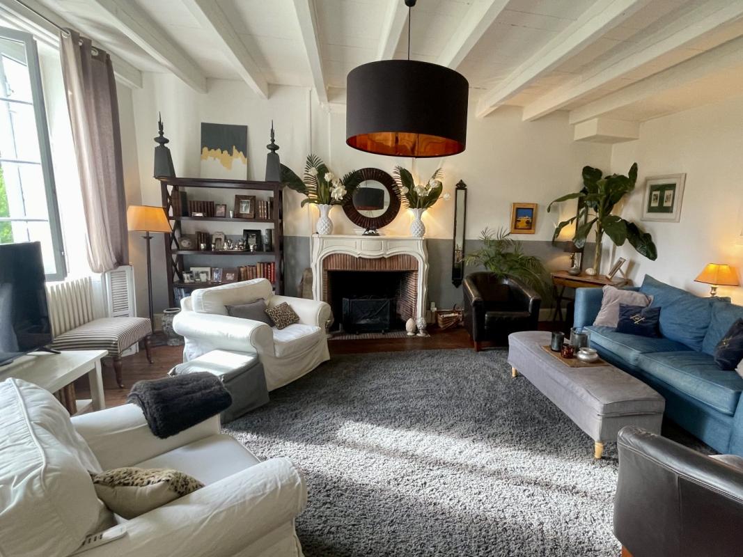 4 bedroom maison de maitre in Saint Denis Du Pin, Charente-Maritime, France