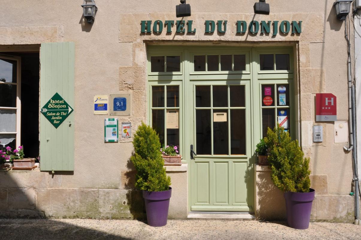 12 bedroom maison in Aulnay, Charente-Maritime, France