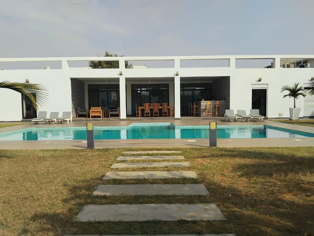 5 bedroom maison recente in Ngaparou, Sénégal – C4DD28AA74664161