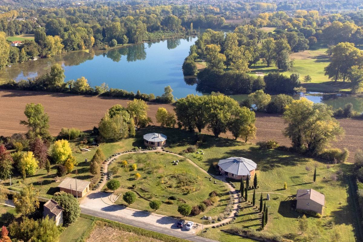 local commercial in Castelnau De Levis, Tarn, France