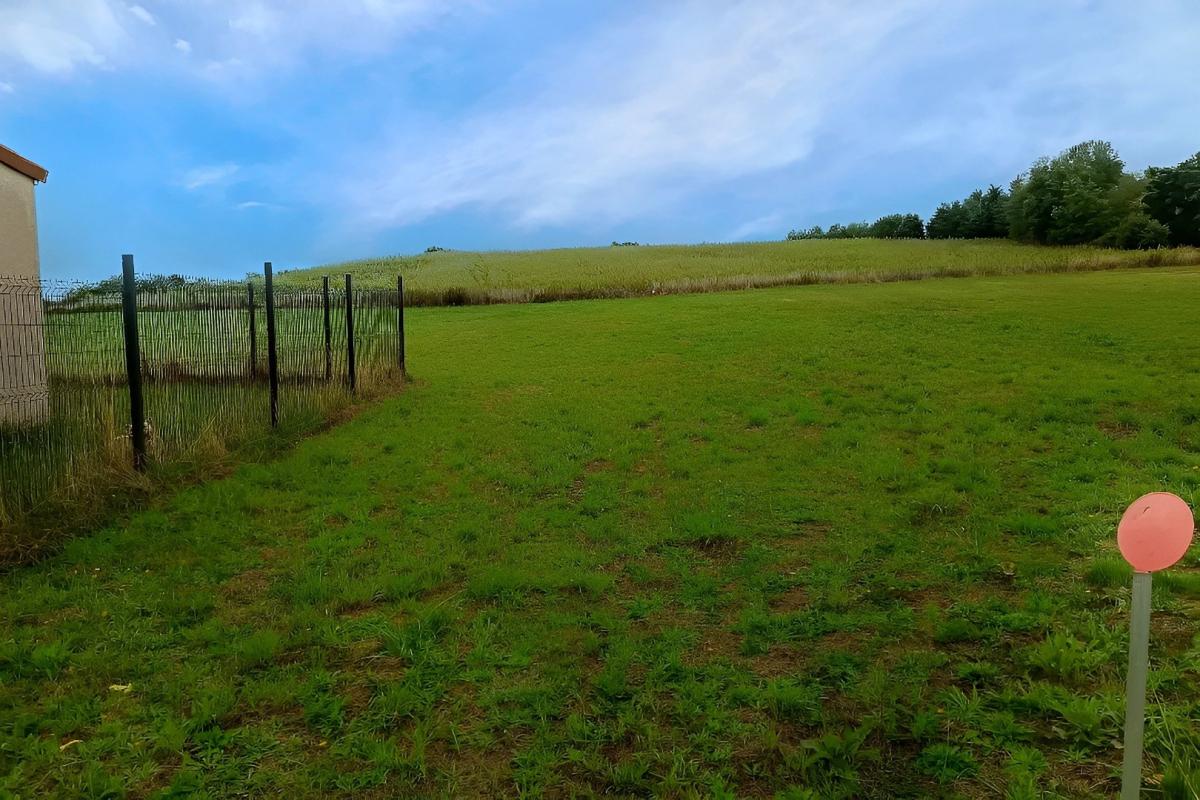 terrain a batir in La Sauziere Saint Jean, Tarn, France – 240305F096014CB0