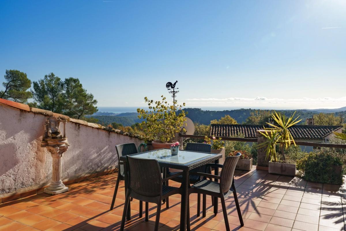 4 bedroom mas in Tourrettes-sur-loup, Alpes-Maritimes, France – 12030396570