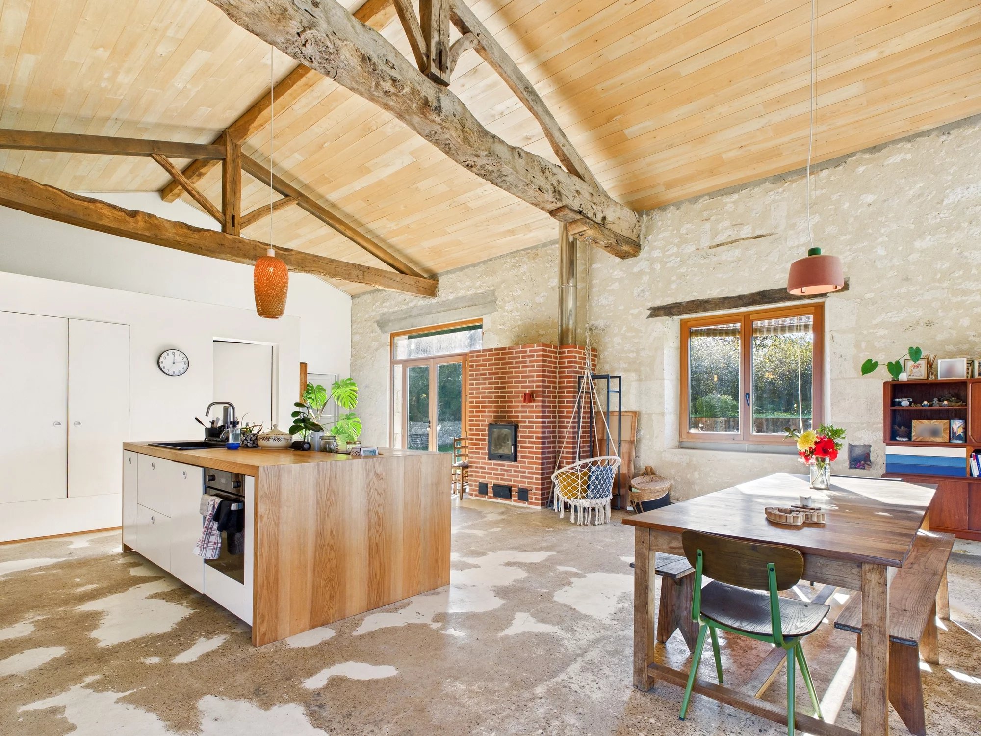 Two houses nestled in nature, on a vast 2-hectare plot, Aquitaine – France – BVI83063