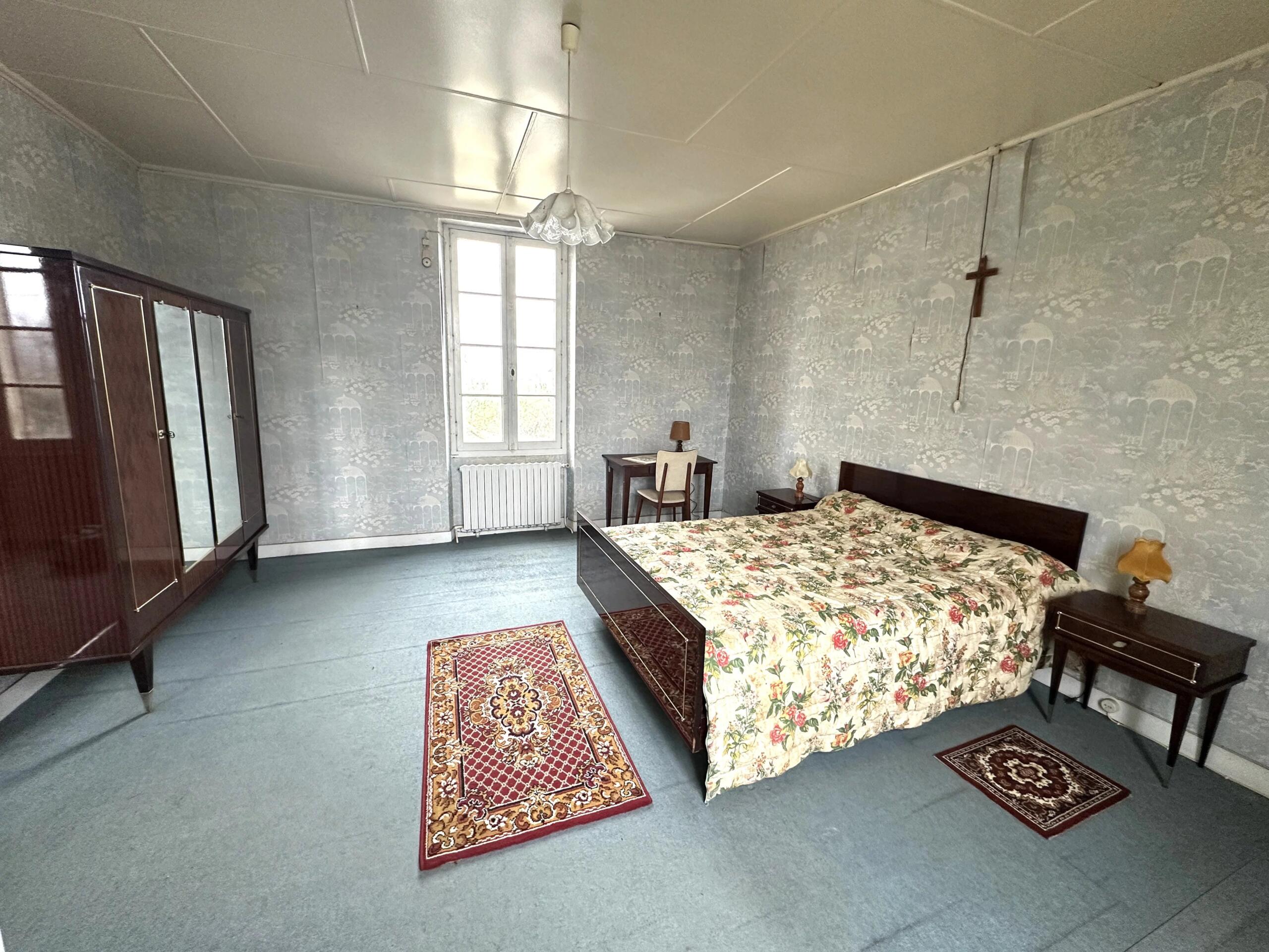 Old Farmhouse with Outbuildings and 3 Ha – Sainte-Foy-la-Grande Area, Aquitaine – France – BVI79175