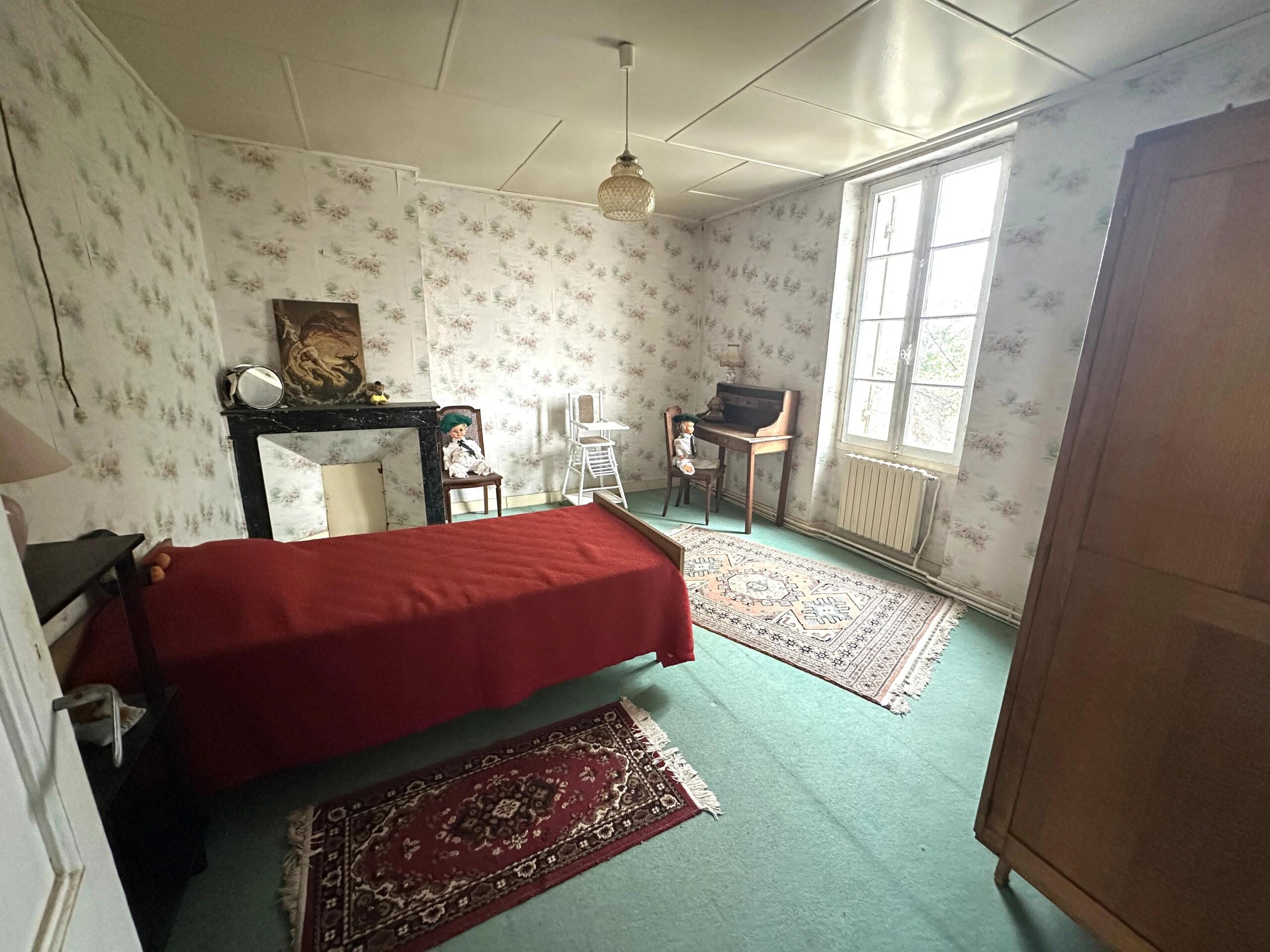 Old Farmhouse with Outbuildings and 3 Ha – Sainte-Foy-la-Grande Area, Aquitaine – France – BVI79175