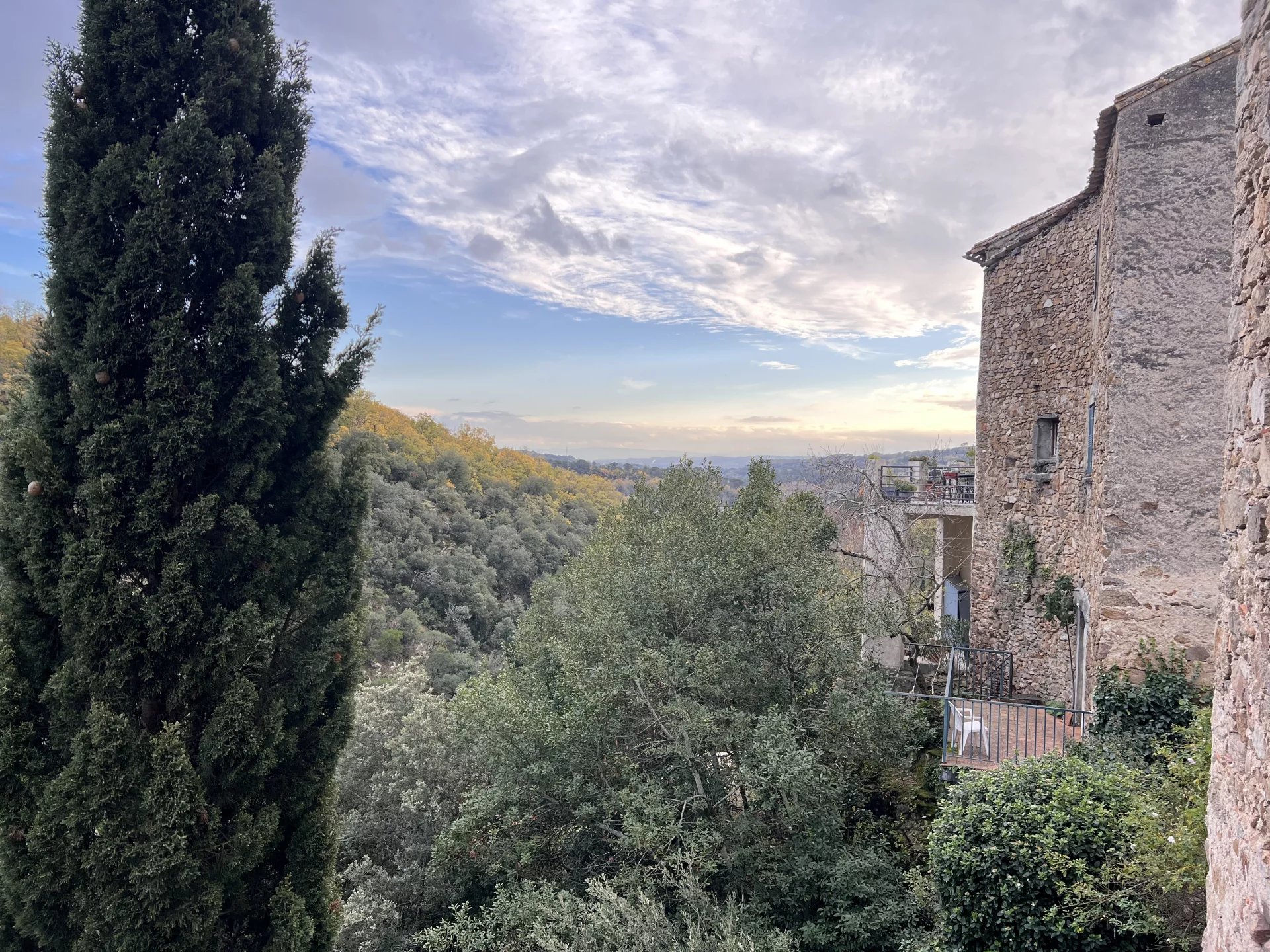 An historic hideaway with remarkable view, Languedoc-Roussillon – France – BVI83792