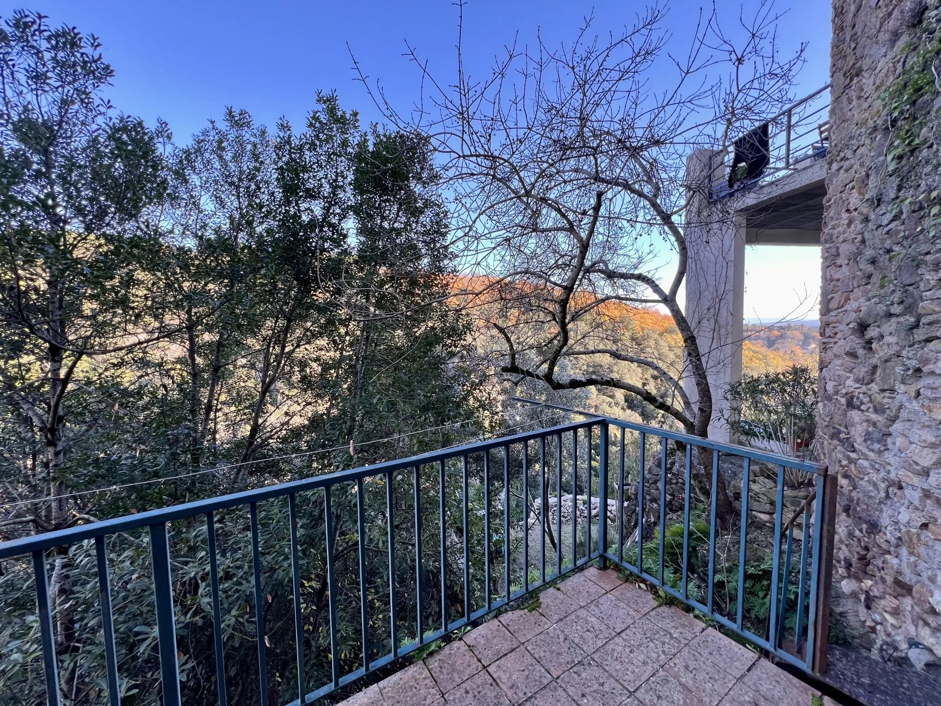 An historic hideaway with remarkable view, Languedoc-Roussillon – France – BVI83792