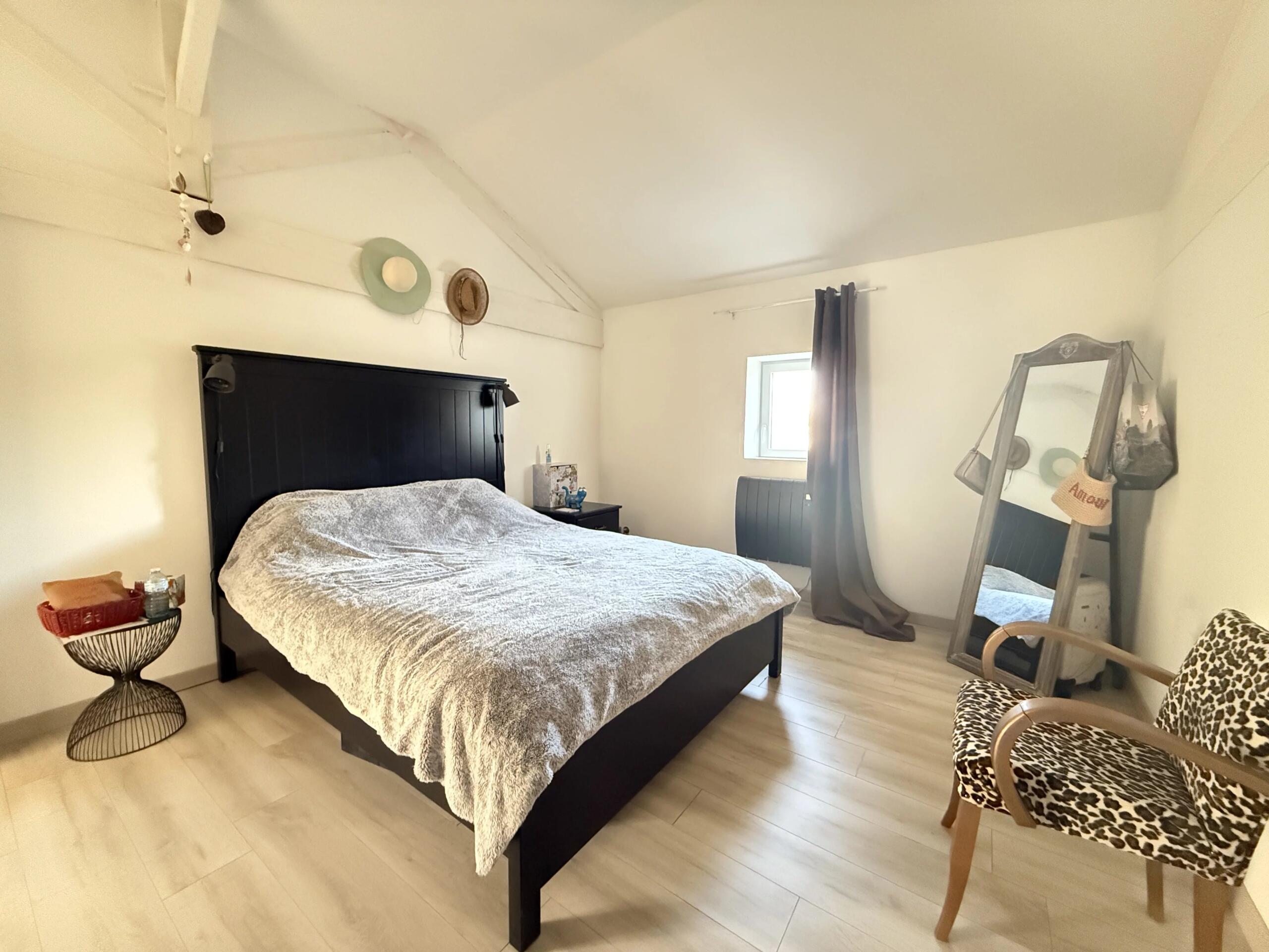 A large character property with an annex, outbuildings, and a fabulous view, Poitou-Charentes – France – BVI83901