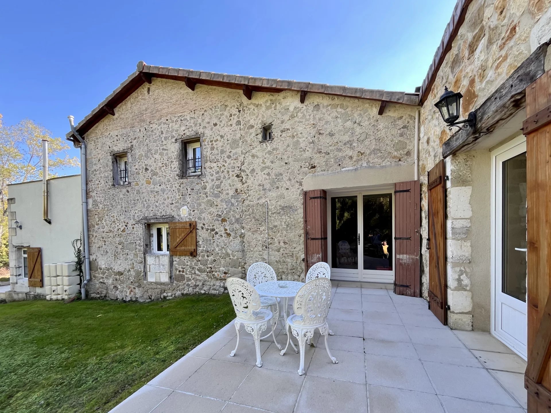 Beautiful property complex combining comfort, tranquillity and nature!, Poitou-Charentes – France – BVI83199