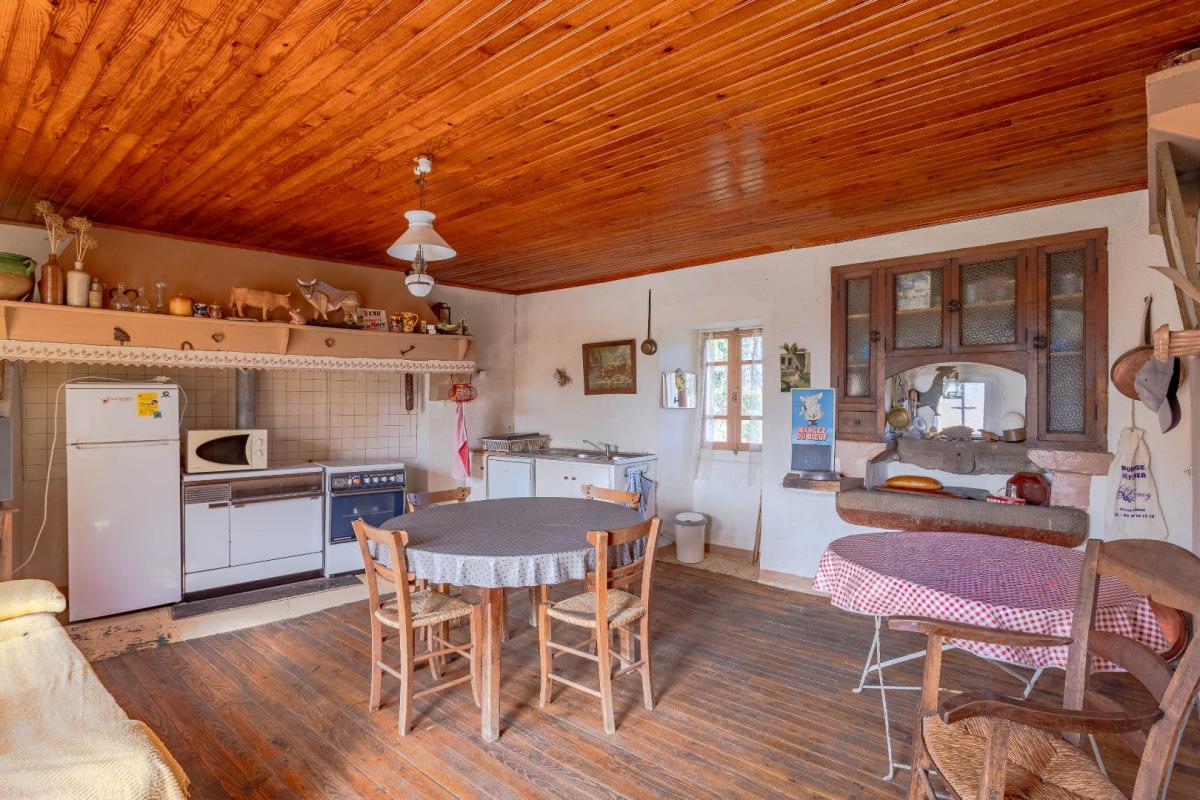 3 bedroom maison a renover in Najac, Aveyron, France – 11AC896F24B24EC6