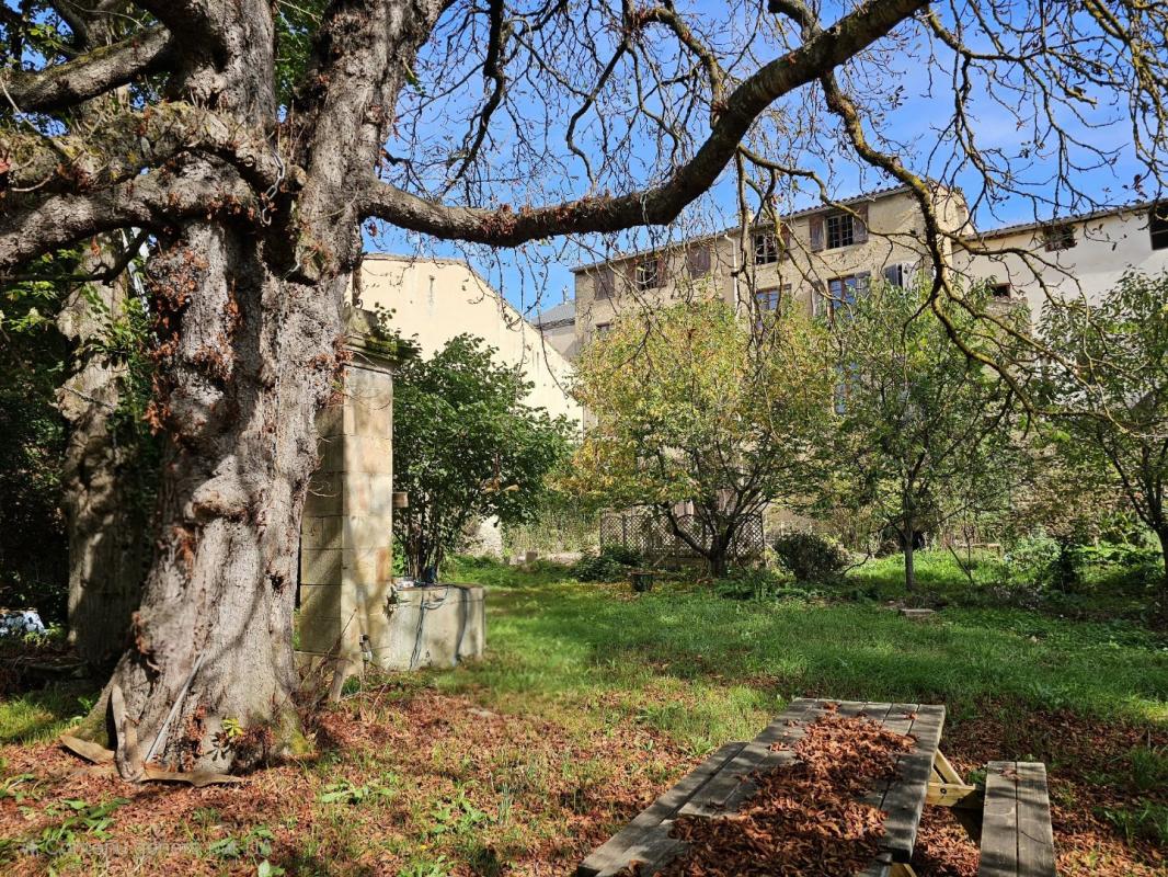 8 bedroom propriete in Chalabre, Aude, France