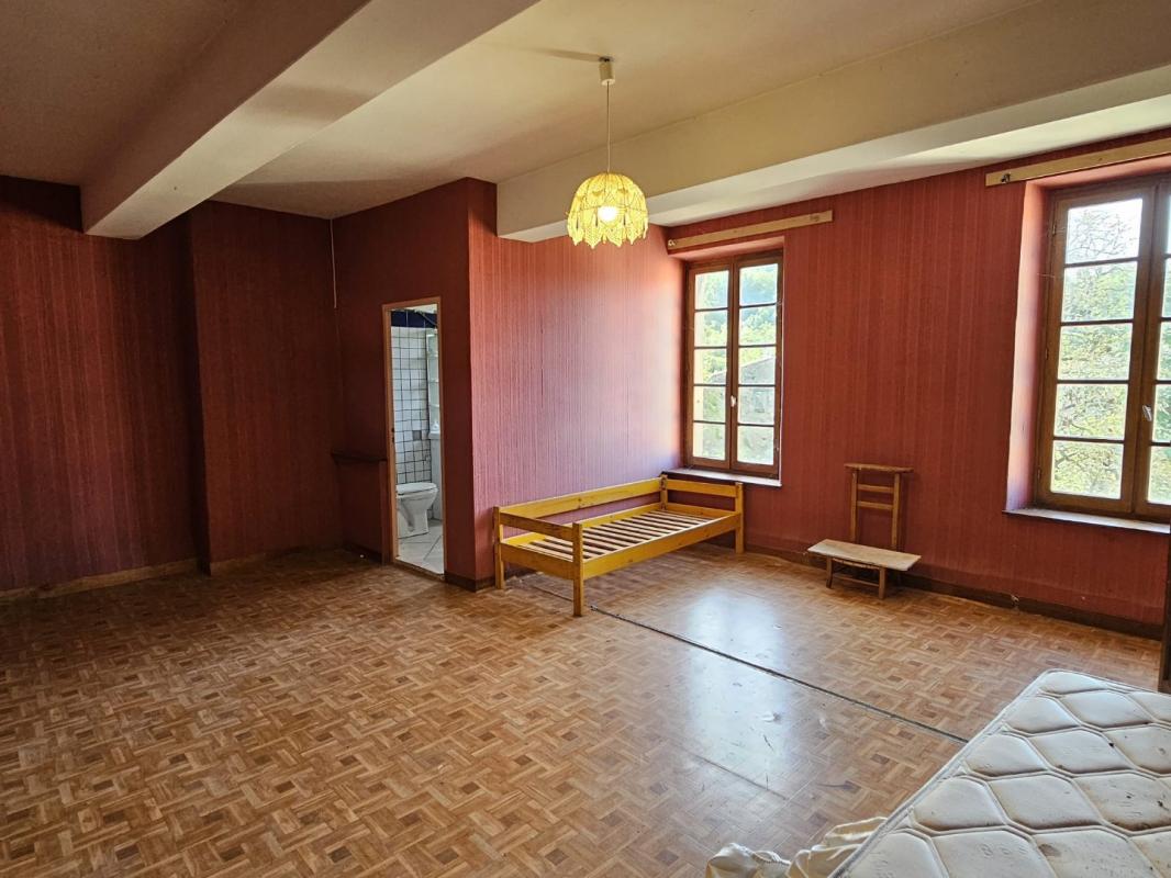 8 bedroom propriete in Chalabre, Aude, France