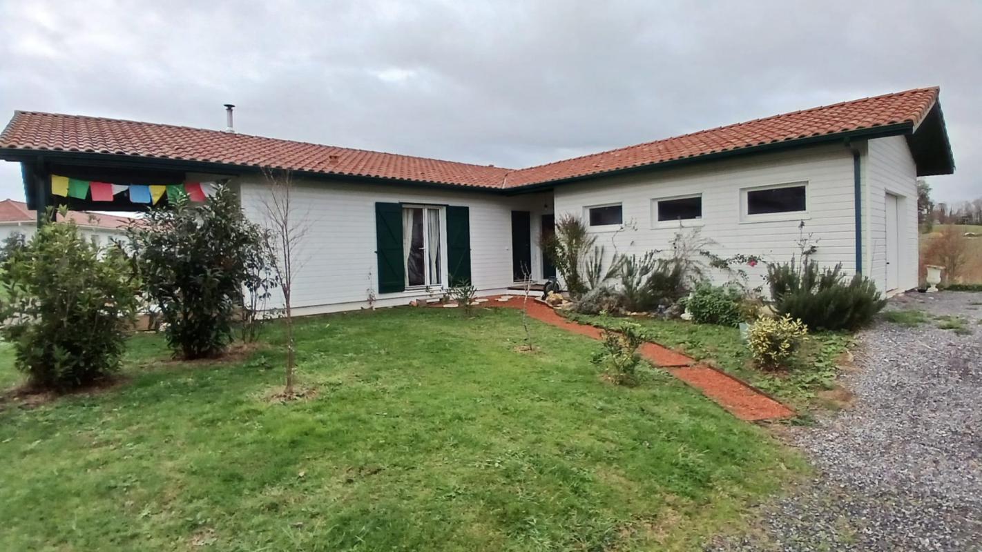 2 bedroom maison in Guiche, Pyrénées-Atlantiques, France – 6BF613534E5745DD